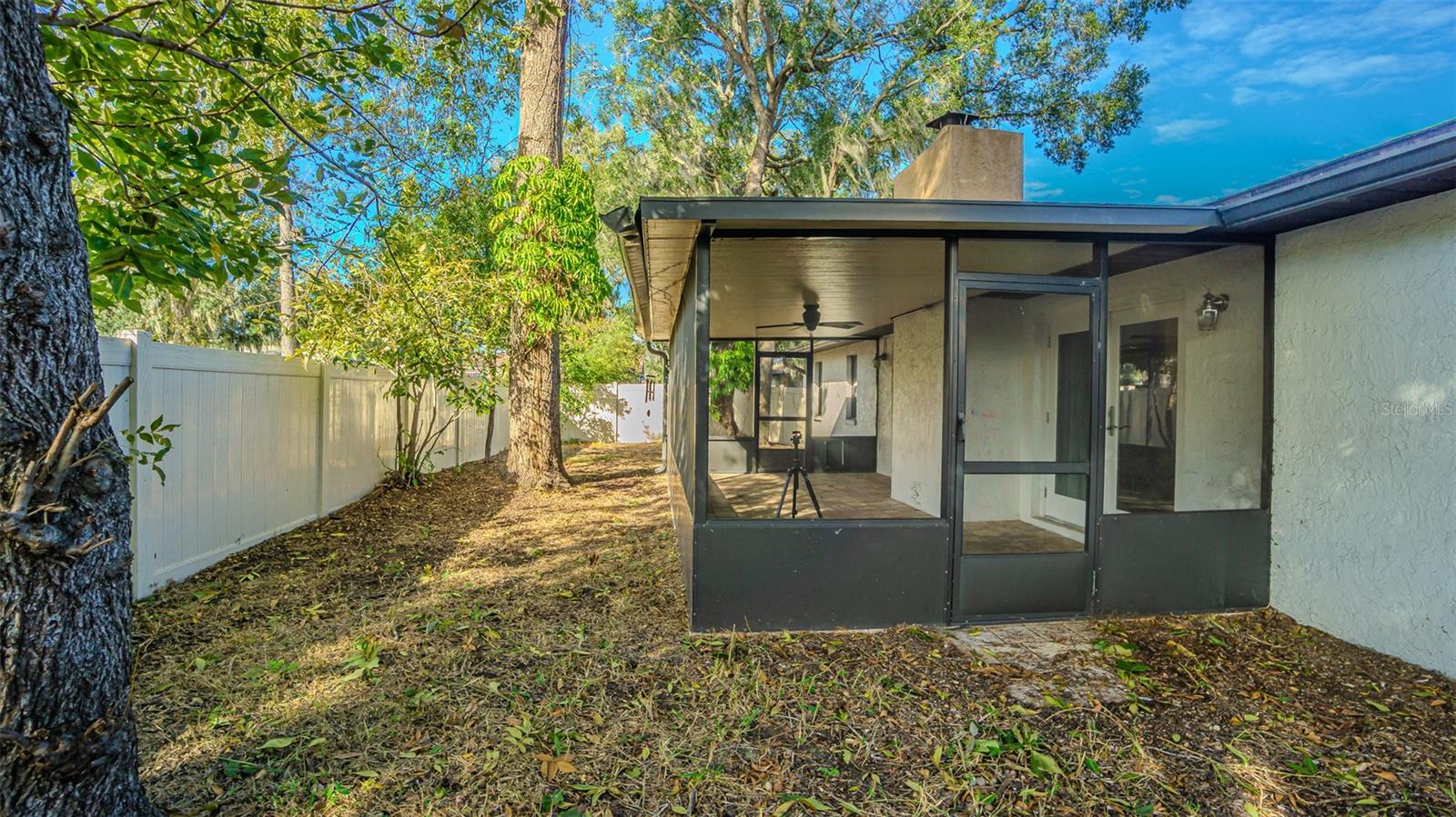 Listing photo id 30 for 710 Millifold Place