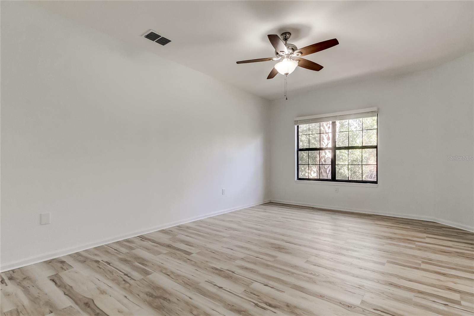 Image 16 of 65 For 2107 Portofino Place 3021