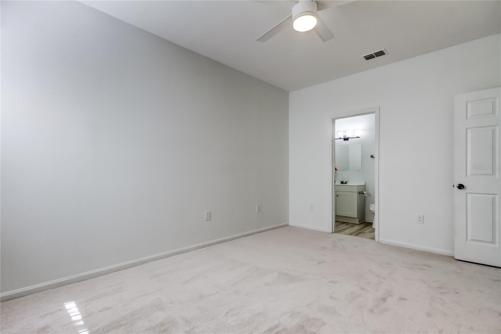 Image 21 of 65 For 2107 Portofino Place 3021