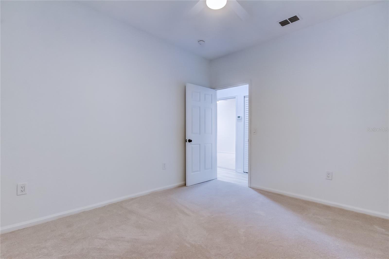 Image 29 of 65 For 2107 Portofino Place 3021