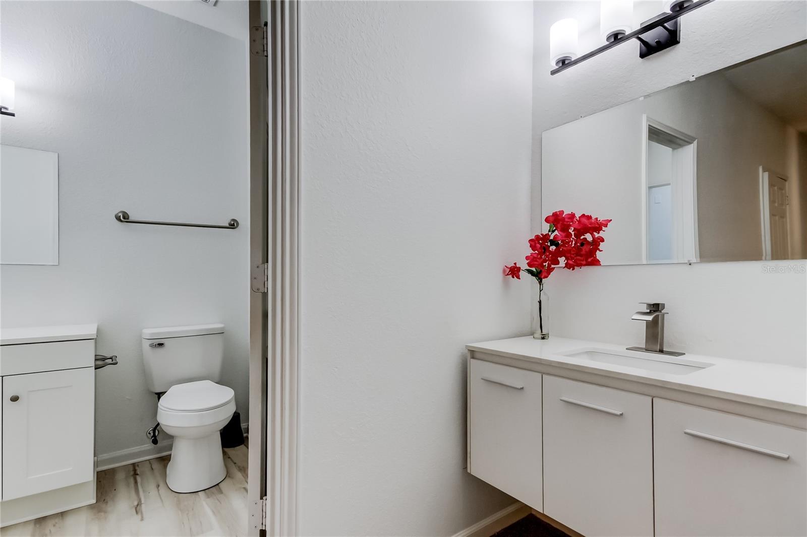 Image 34 of 65 For 2107 Portofino Place 3021