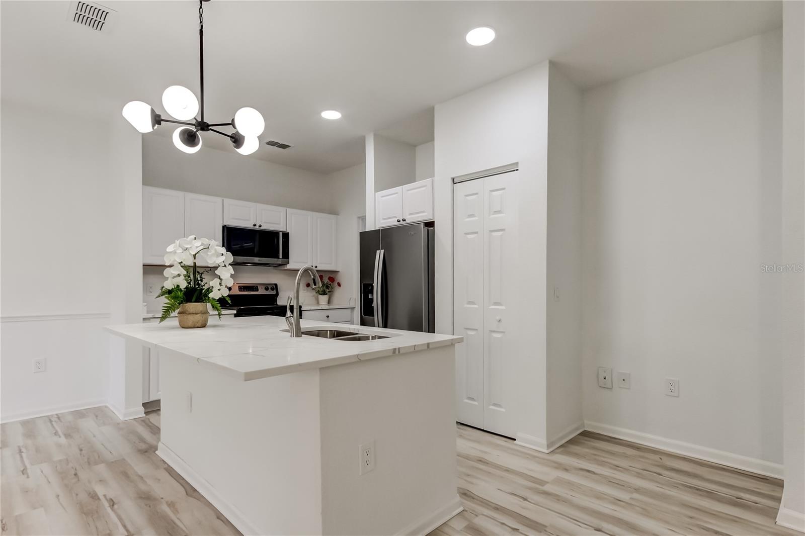 Image 7 of 65 For 2107 Portofino Place 3021