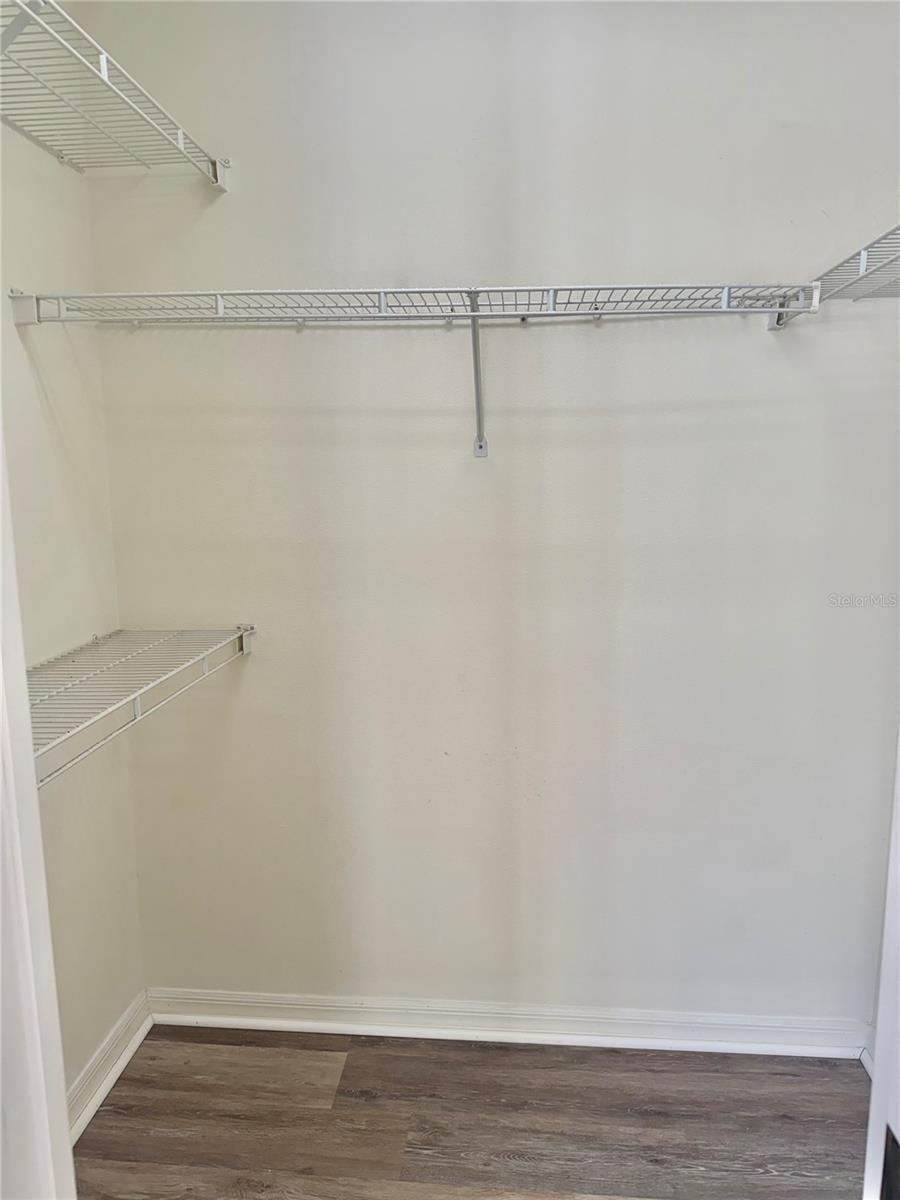 Image 12 of 46 For 4220 Players Place 2221