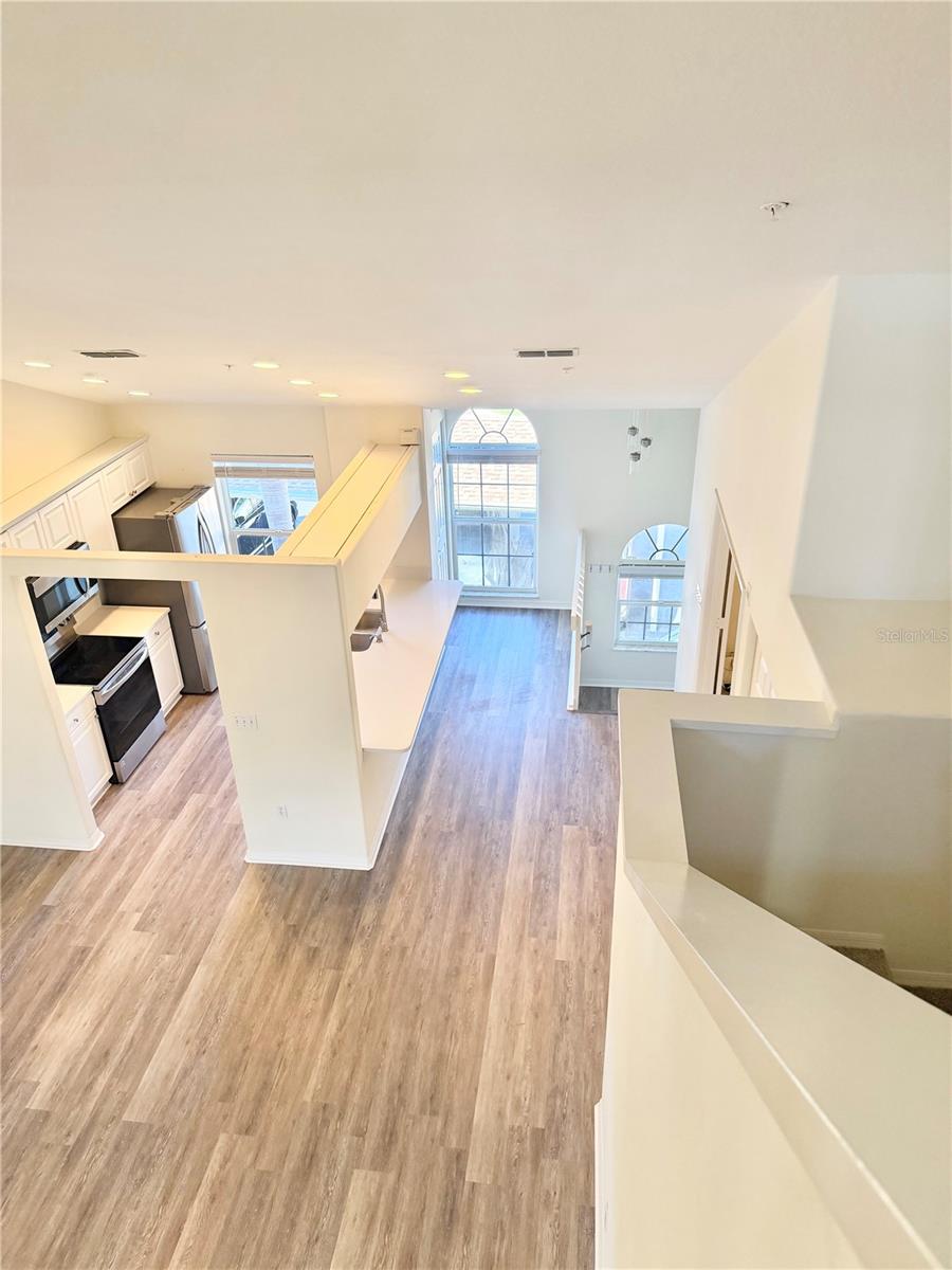 Image 17 of 46 For 4220 Players Place 2221