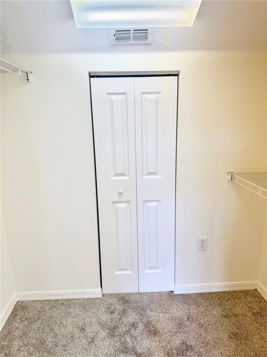 Image 23 of 46 For 4220 Players Place 2221