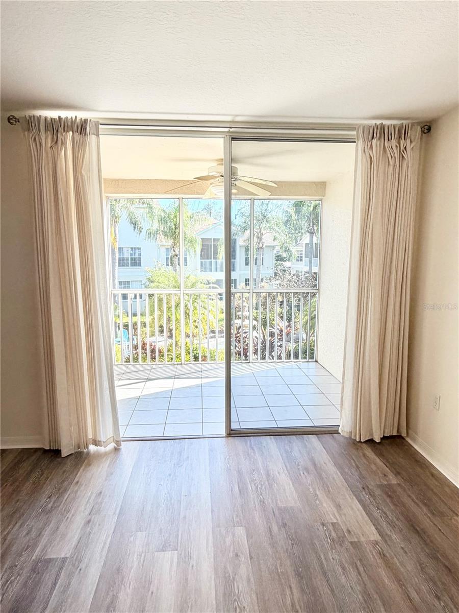 Image 26 of 46 For 4220 Players Place 2221