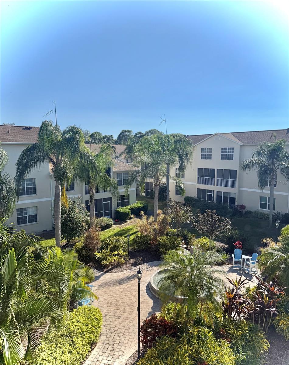 Image 29 of 46 For 4220 Players Place 2221