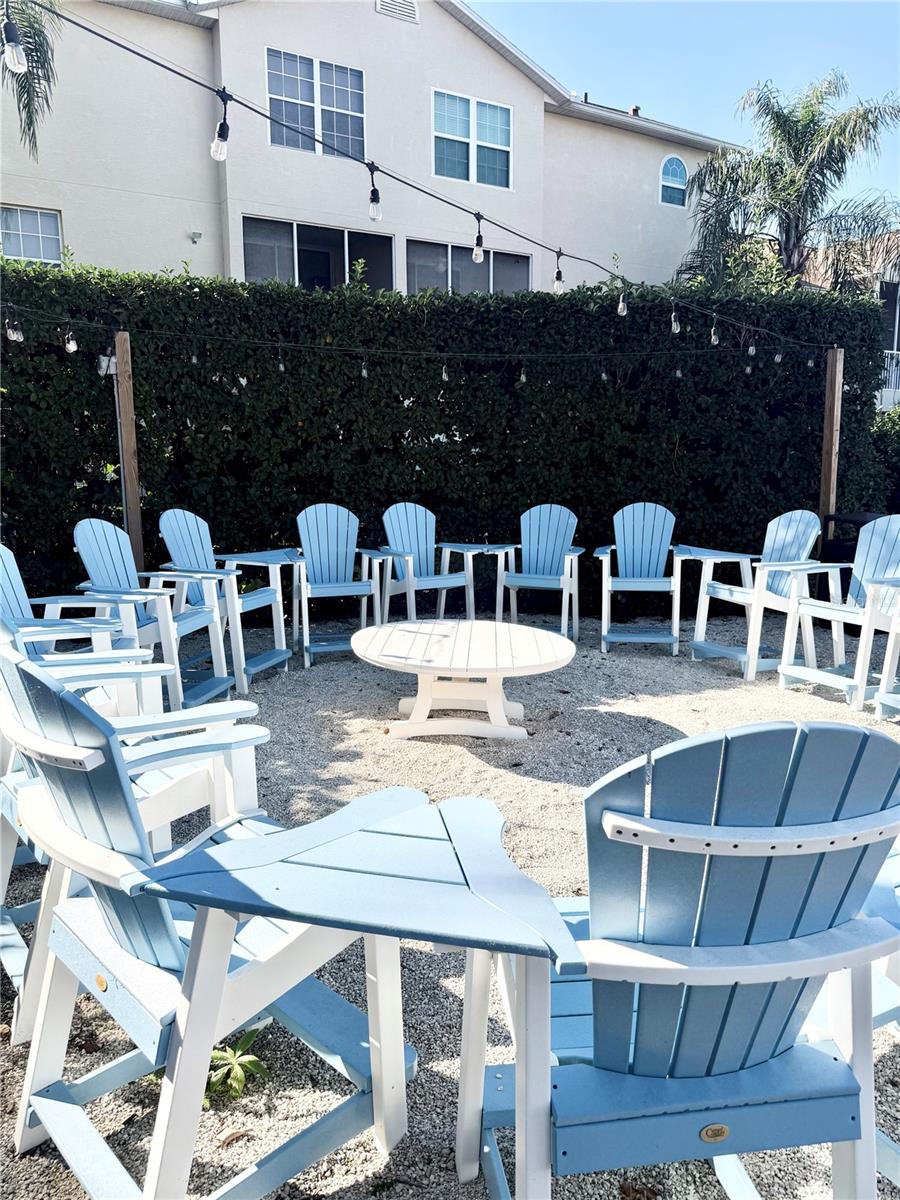 Image 30 of 46 For 4220 Players Place 2221