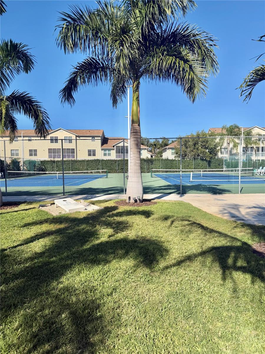 Image 34 of 46 For 4220 Players Place 2221