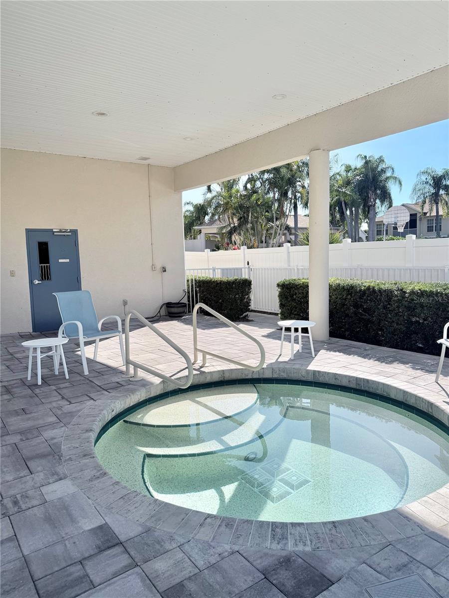 Image 36 of 46 For 4220 Players Place 2221