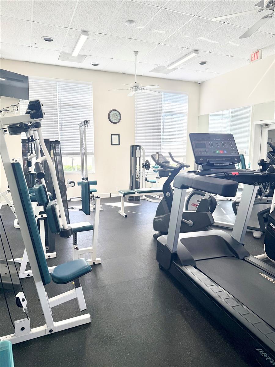 Image 44 of 46 For 4220 Players Place 2221