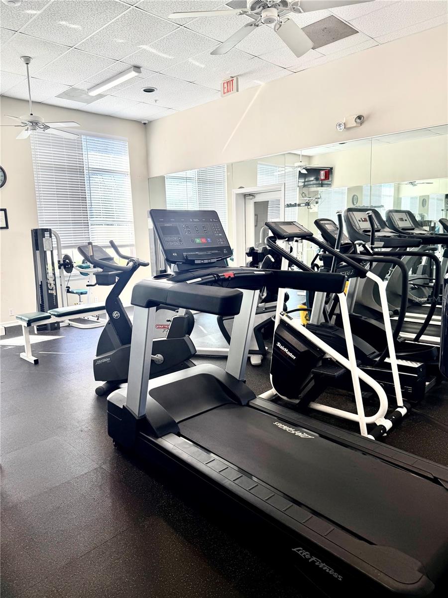 Image 45 of 46 For 4220 Players Place 2221