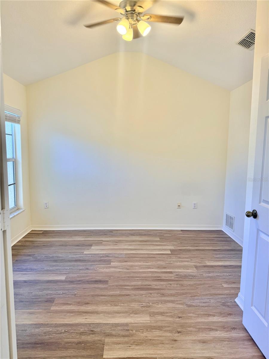 Image 7 of 46 For 4220 Players Place 2221