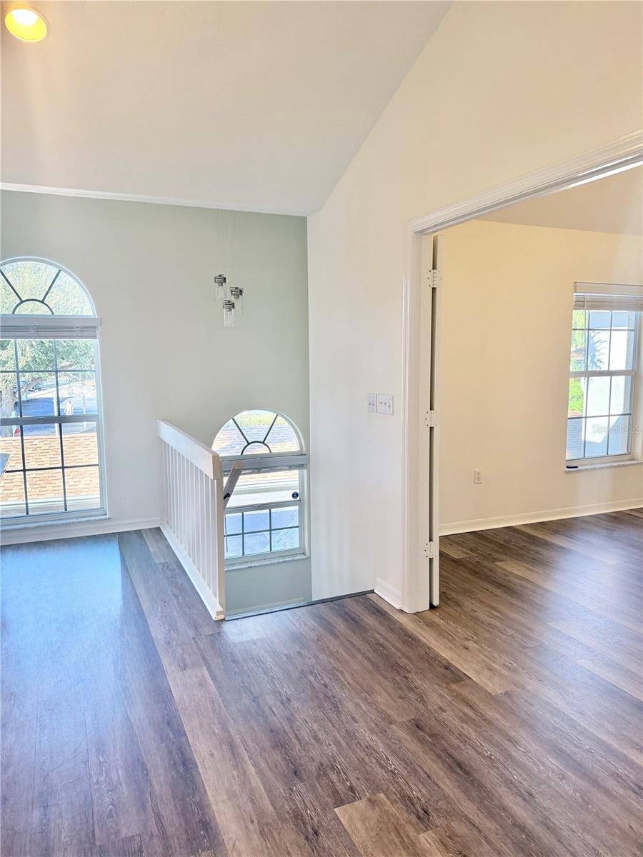 Image 8 of 46 For 4220 Players Place 2221