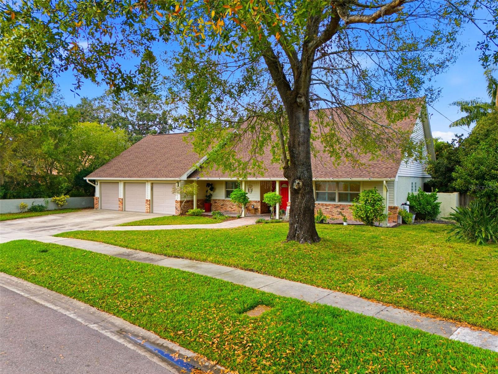 Details for 5026 Barrowe Drive, TAMPA, FL 33624