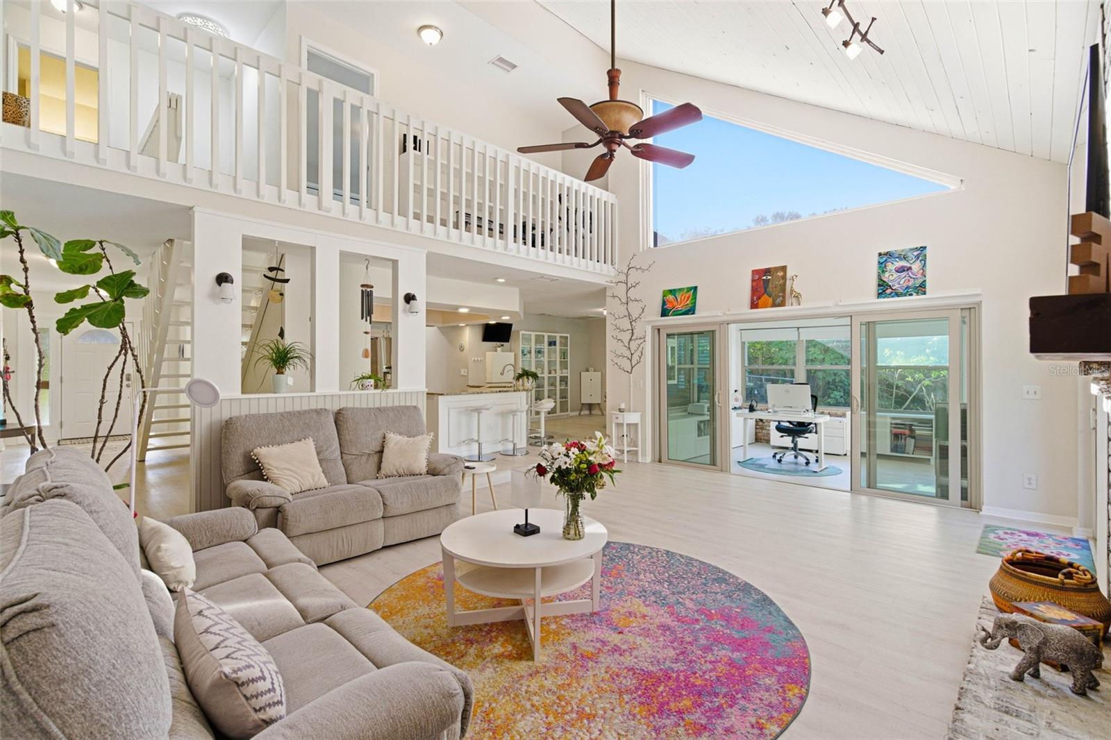 Listing photo id 0 for 5026 Barrowe Drive