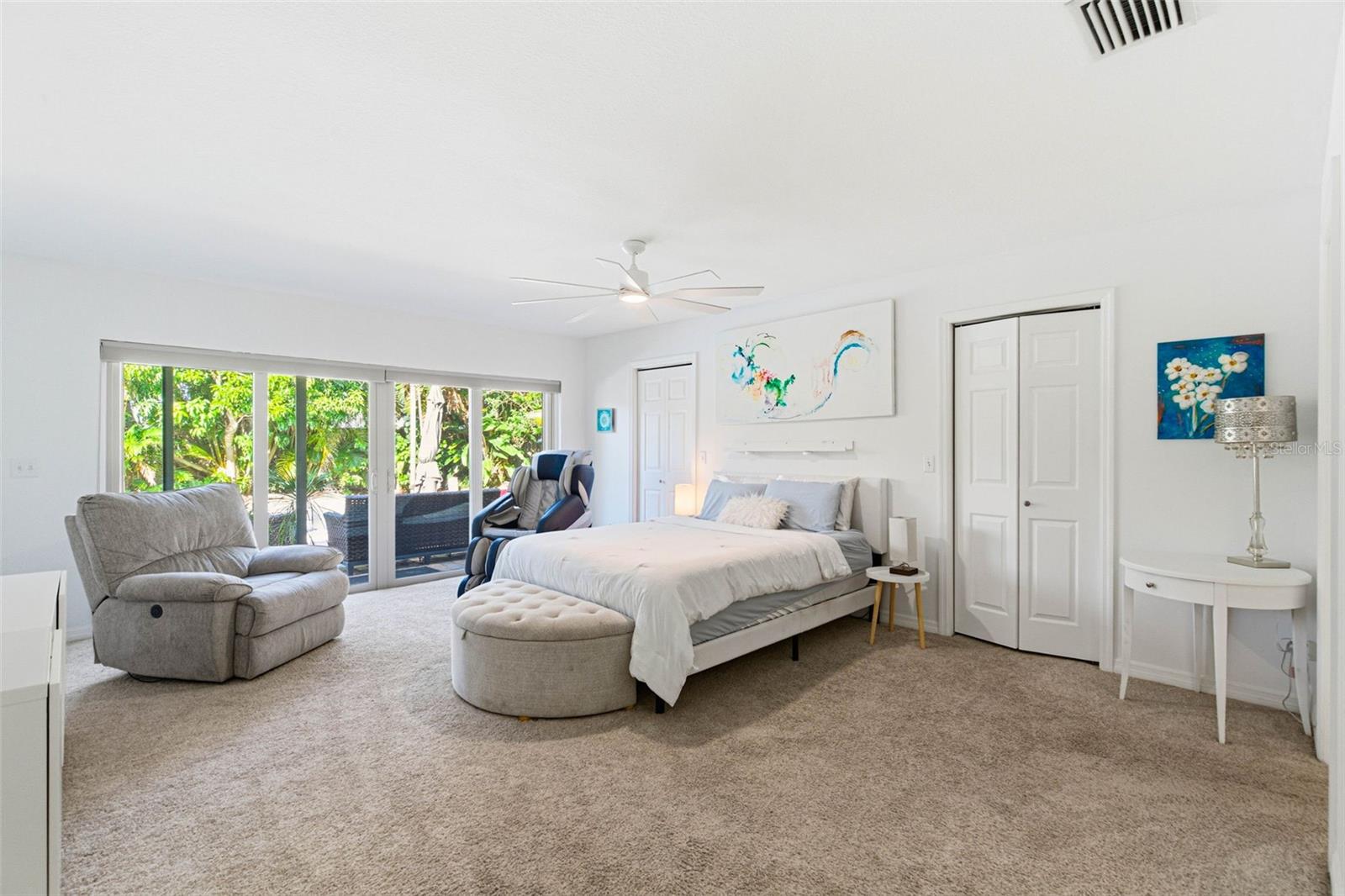 Listing photo id 38 for 5026 Barrowe Drive