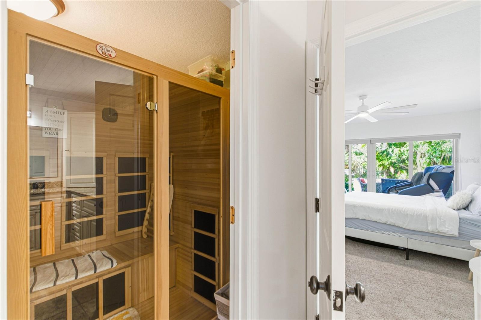 Listing photo id 39 for 5026 Barrowe Drive