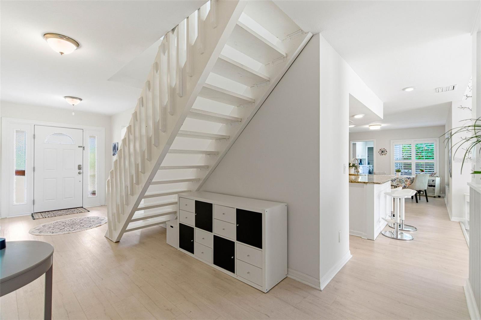 Listing photo id 50 for 5026 Barrowe Drive