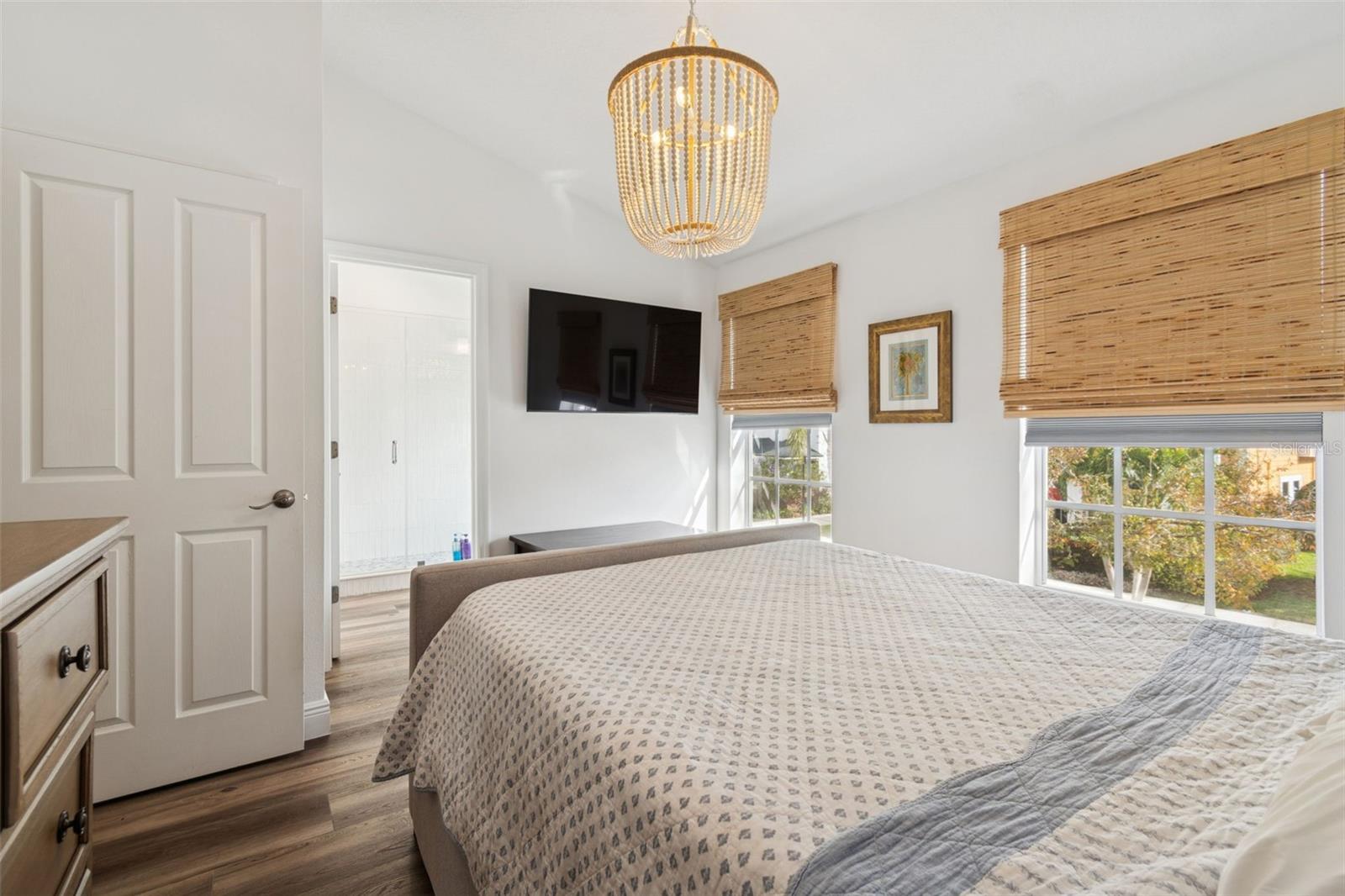 Image 20 of 57 For 9811 Park Village Drive