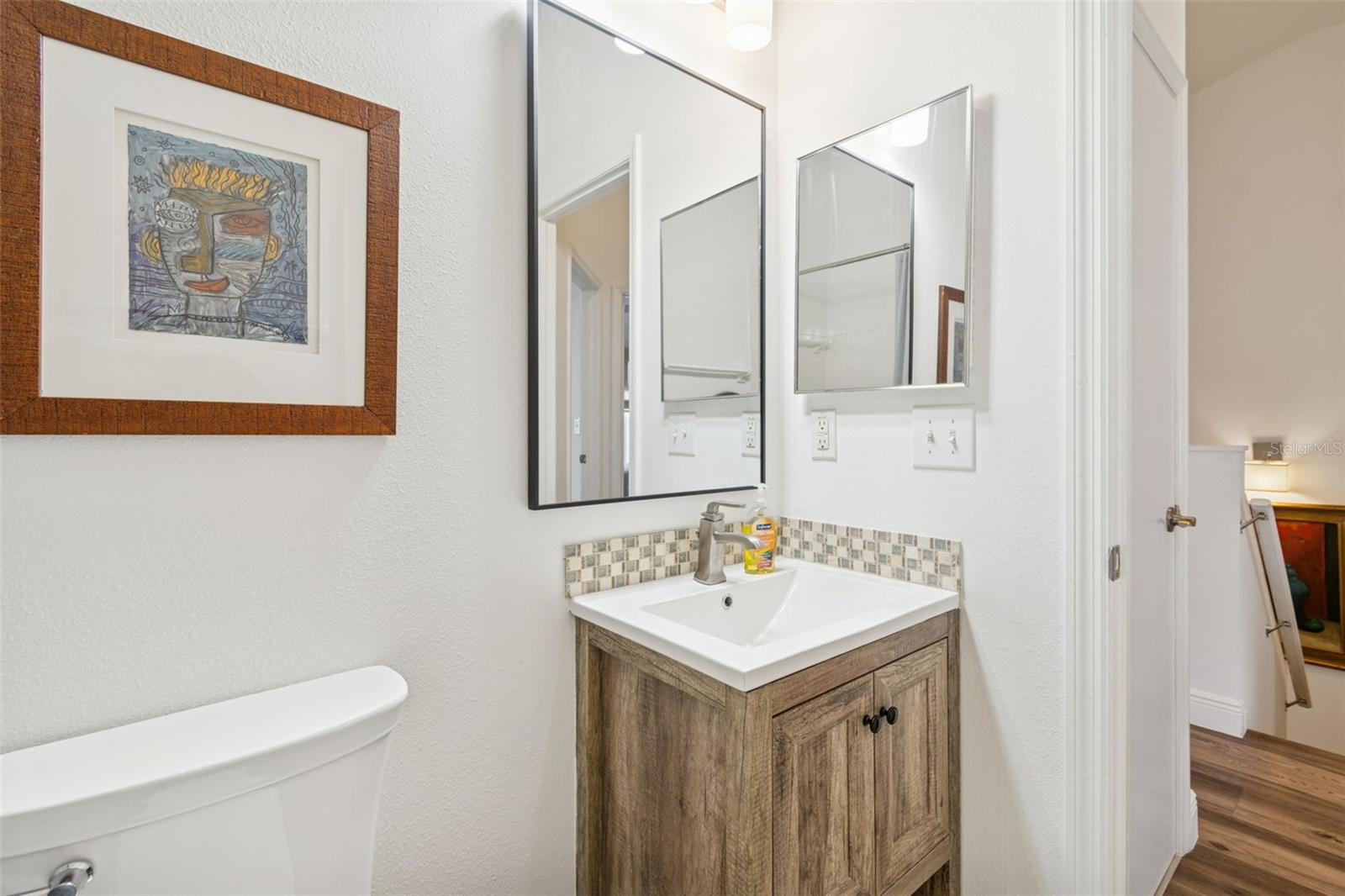 Image 27 of 57 For 9811 Park Village Drive