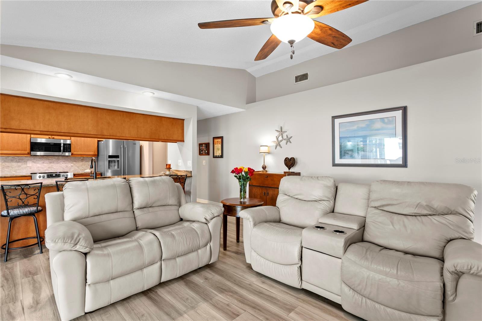 Listing photo id 13 for 11206 Pocket Brook