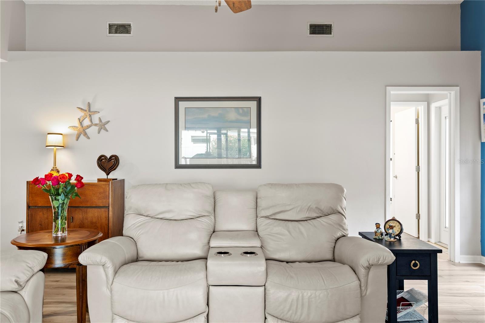 Listing photo id 14 for 11206 Pocket Brook