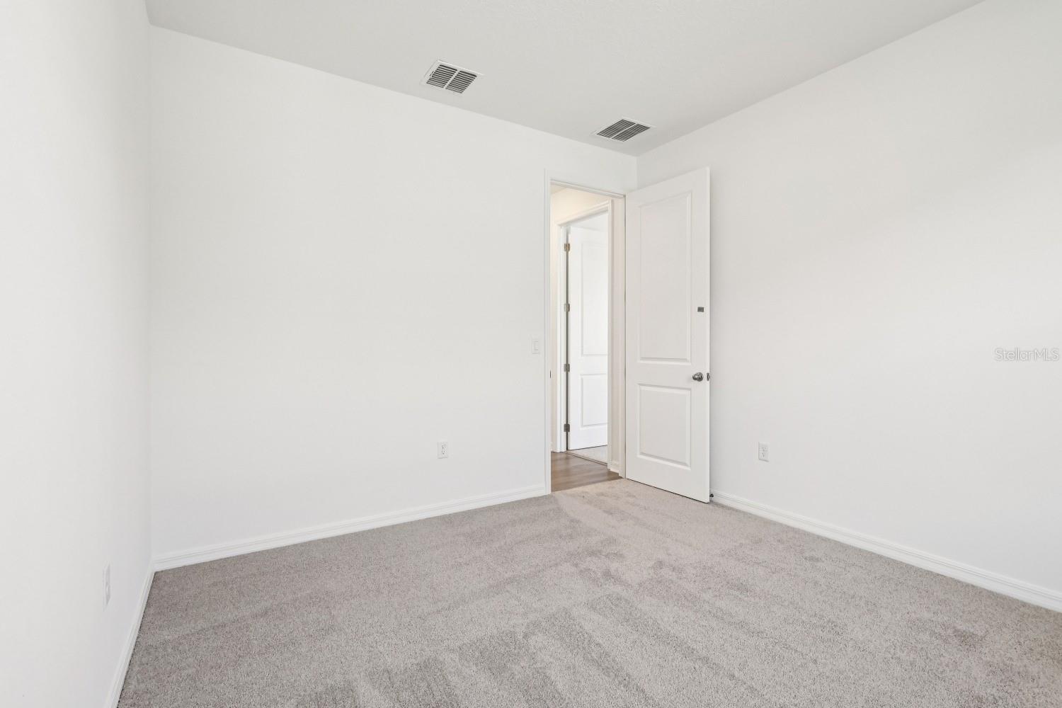 Image 23 of 38 For 5231 Painted Bamboo St