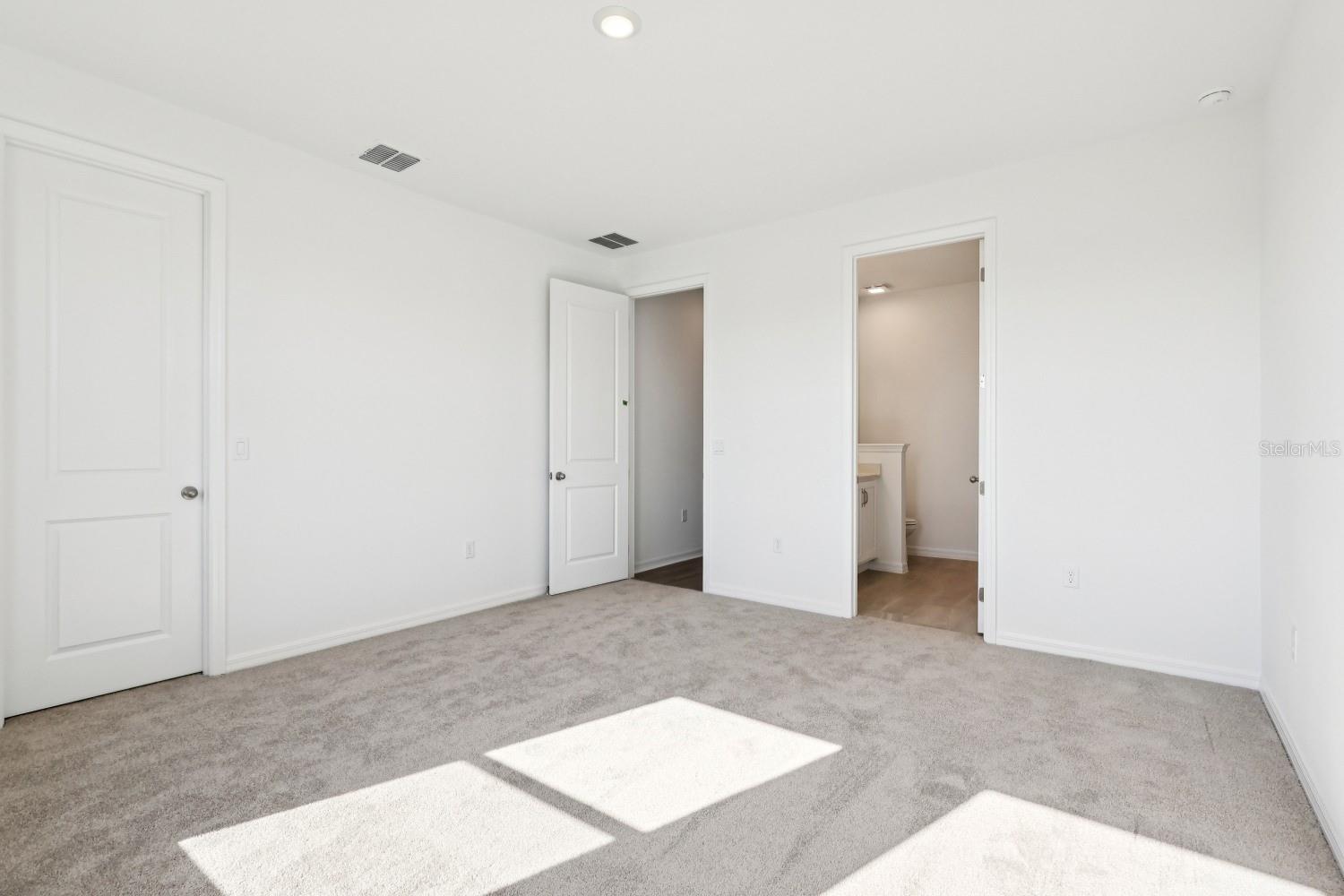 Image 29 of 38 For 5231 Painted Bamboo St