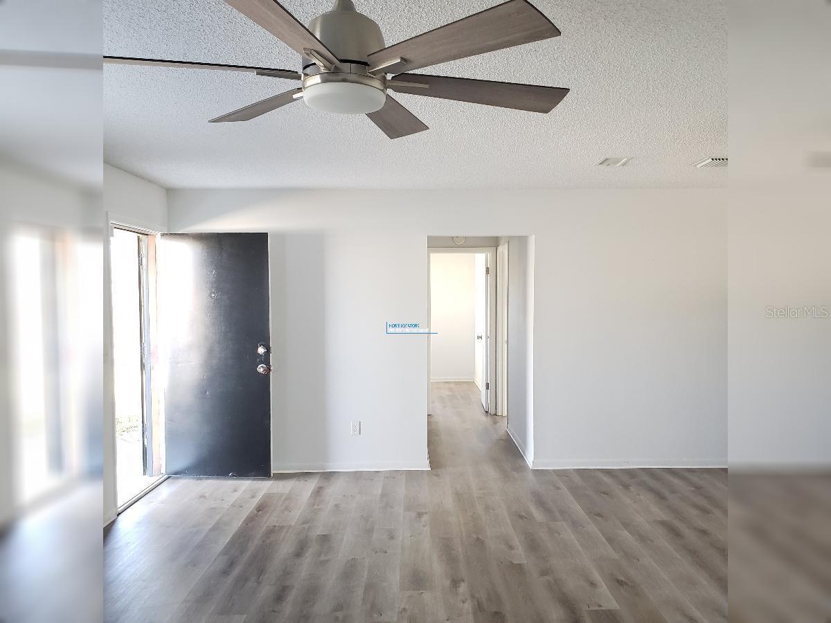 Image 11 of 26 For 4486 Yorkshire Avenue