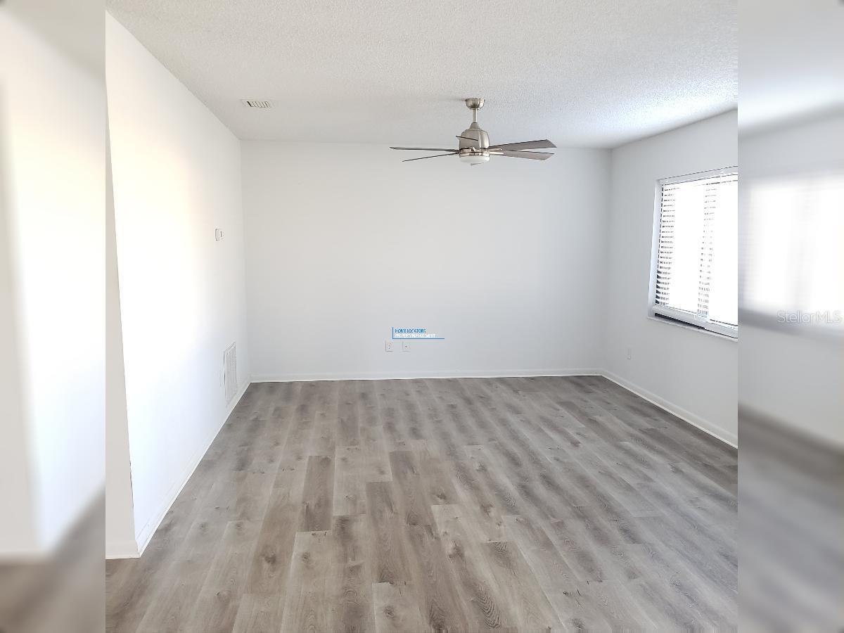 Image 5 of 26 For 4486 Yorkshire Avenue