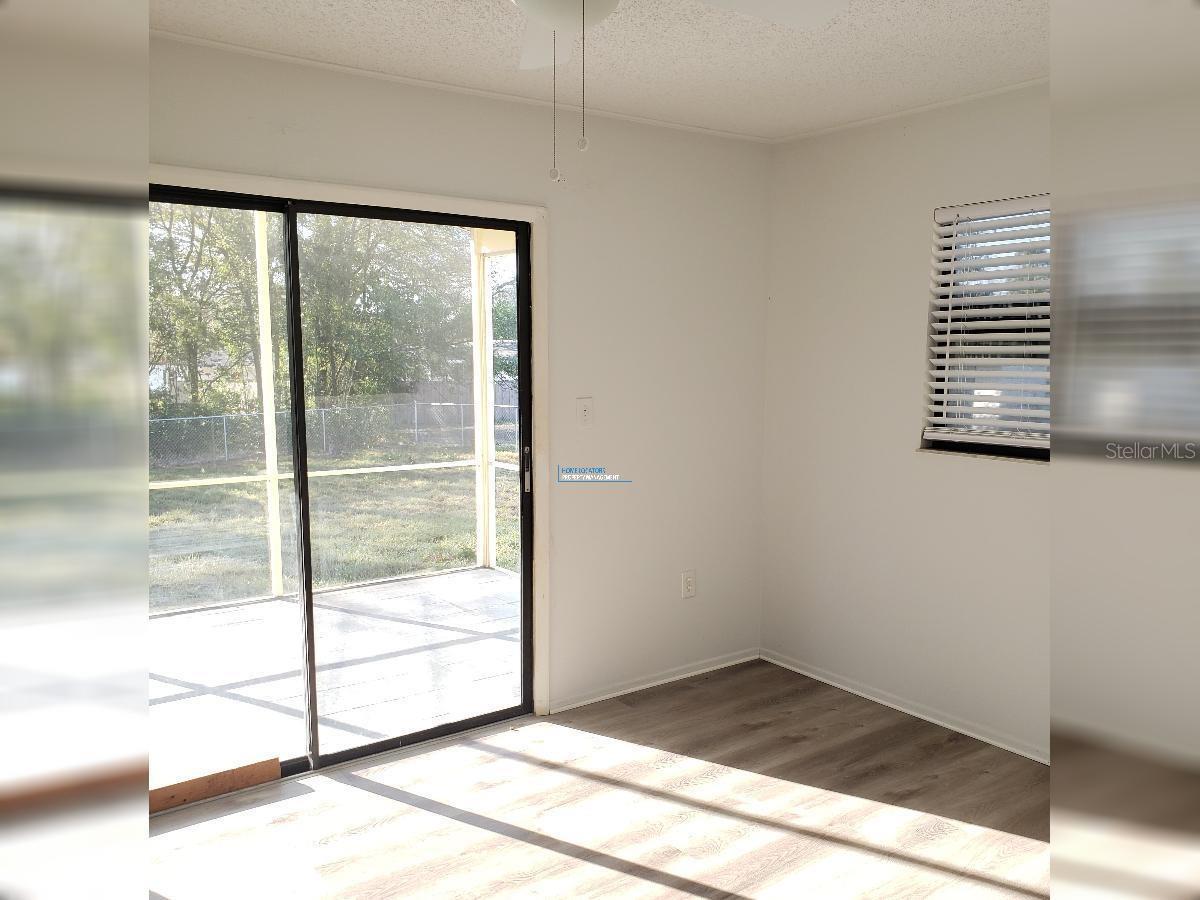 Image 9 of 26 For 4486 Yorkshire Avenue