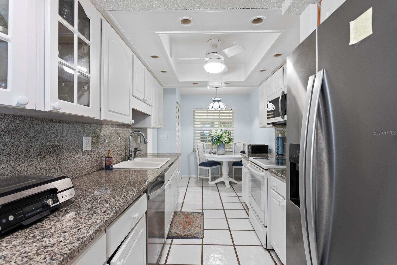 Image 24 of 48 For 2900 Gulf Boulevard 211