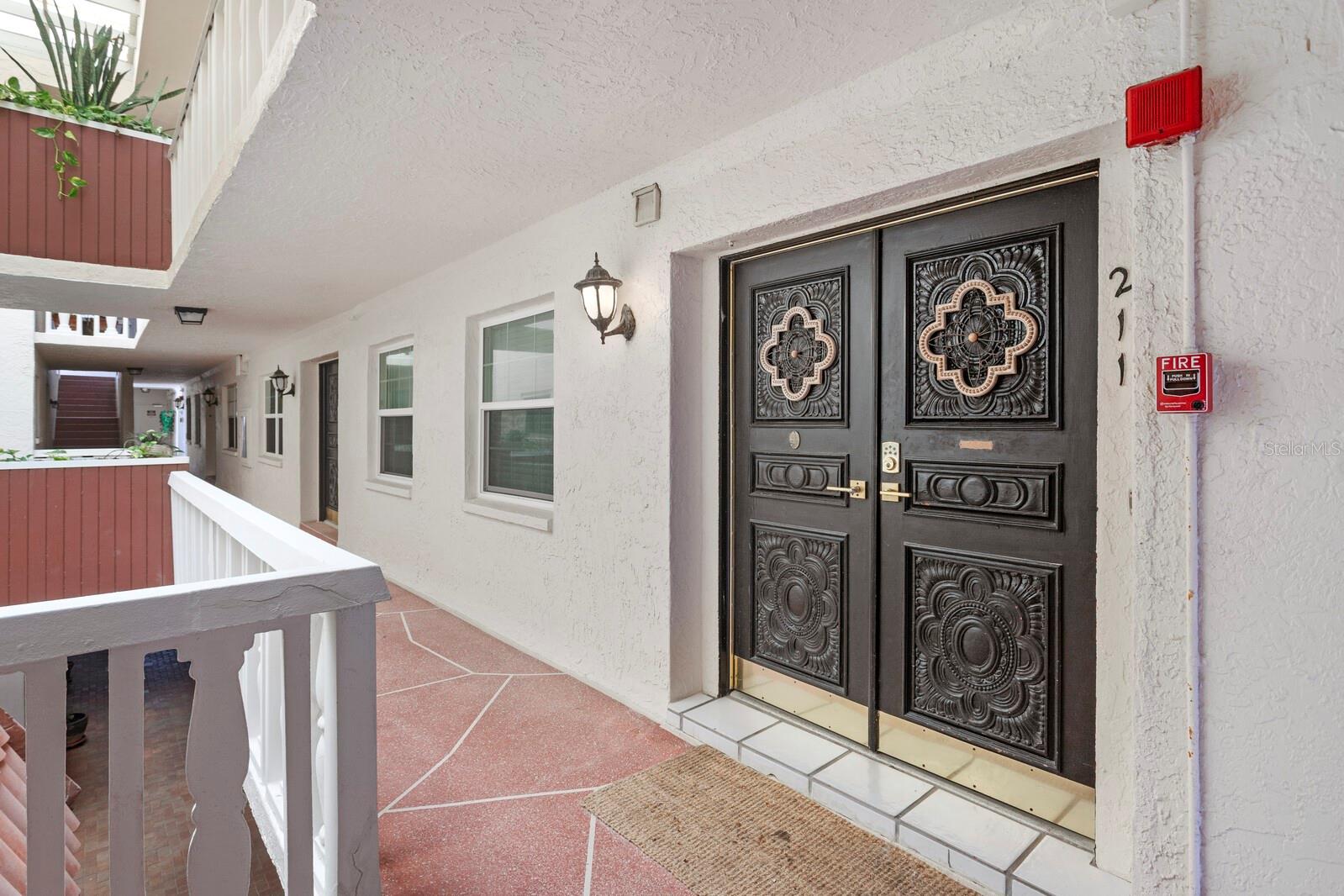 Image 35 of 48 For 2900 Gulf Boulevard 211