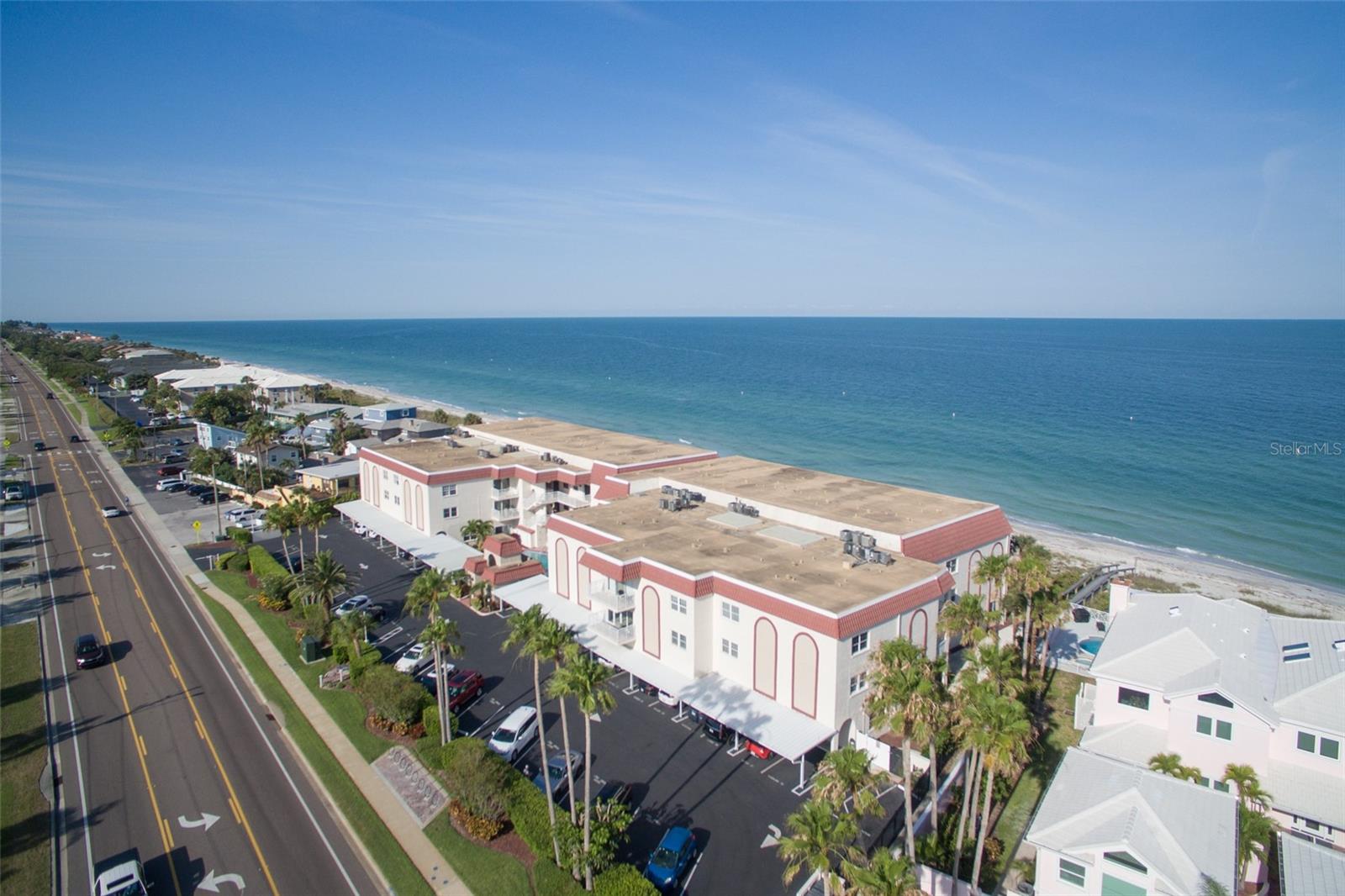 Image 37 of 48 For 2900 Gulf Boulevard 211