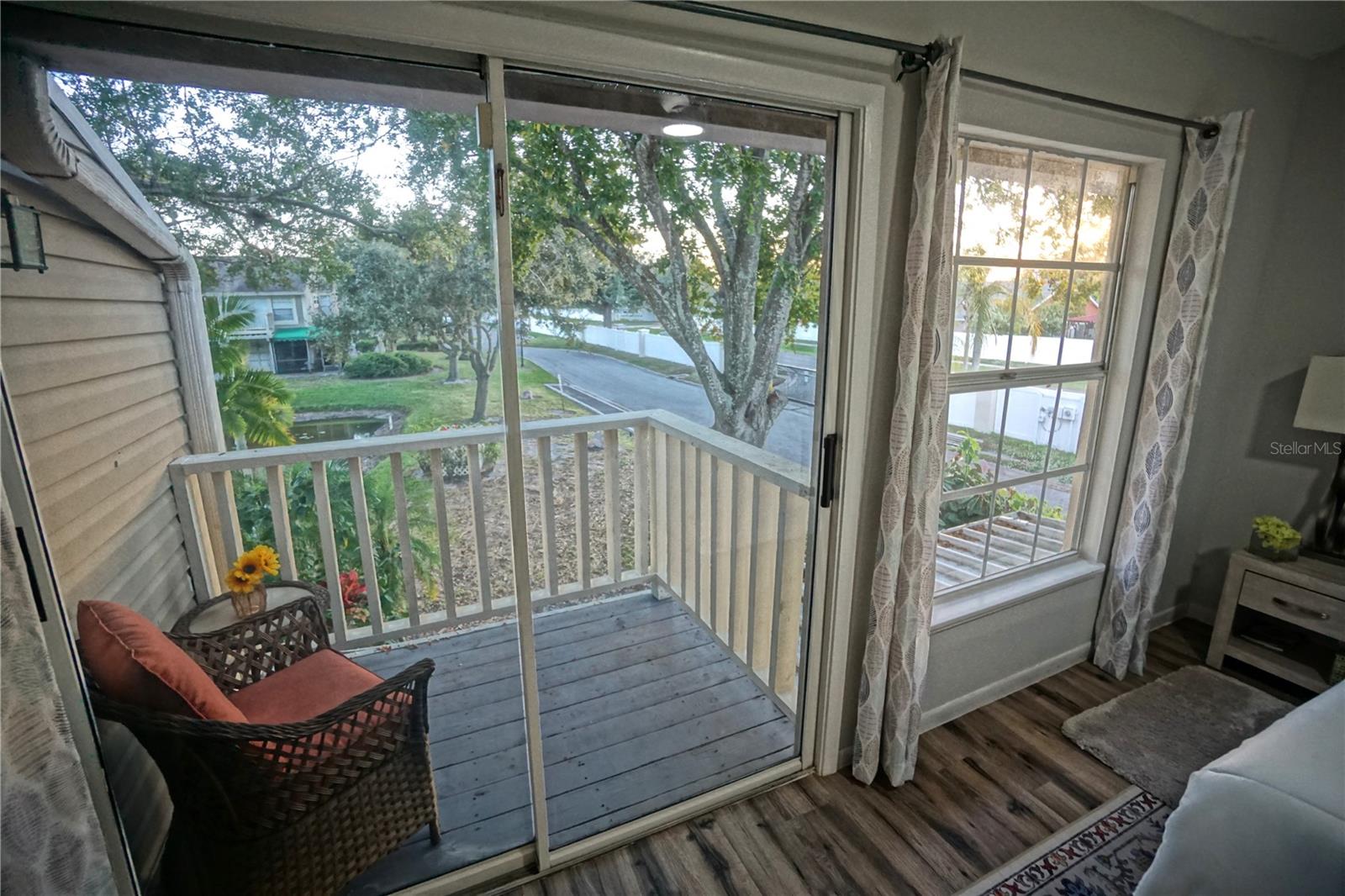 Image 22 of 45 For 6924 Lakeview Court