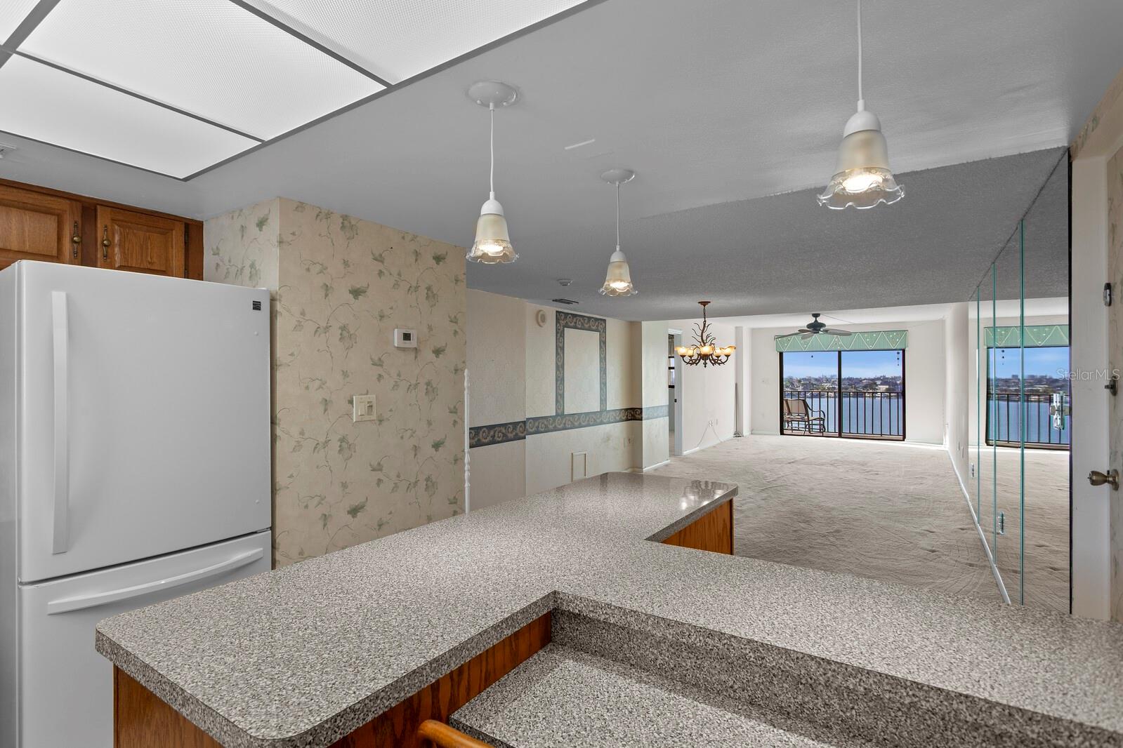 Image 18 of 70 For 7050 Sunset Drive S 801