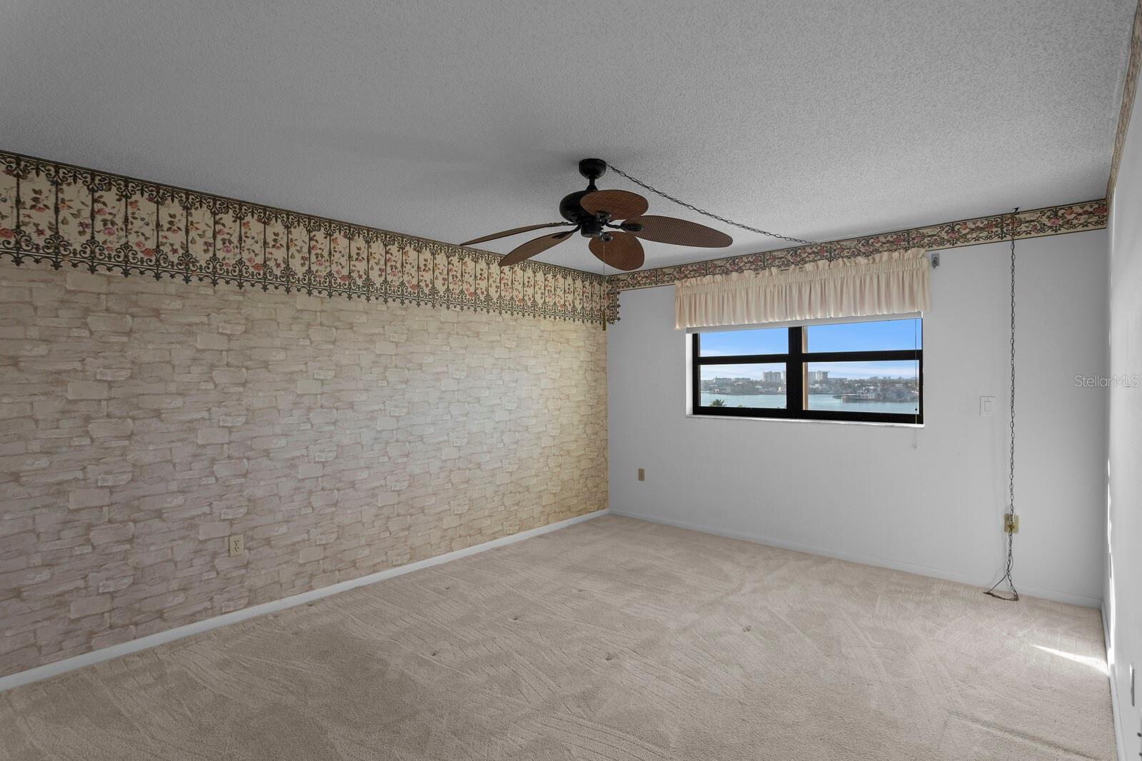 Image 21 of 70 For 7050 Sunset Drive S 801