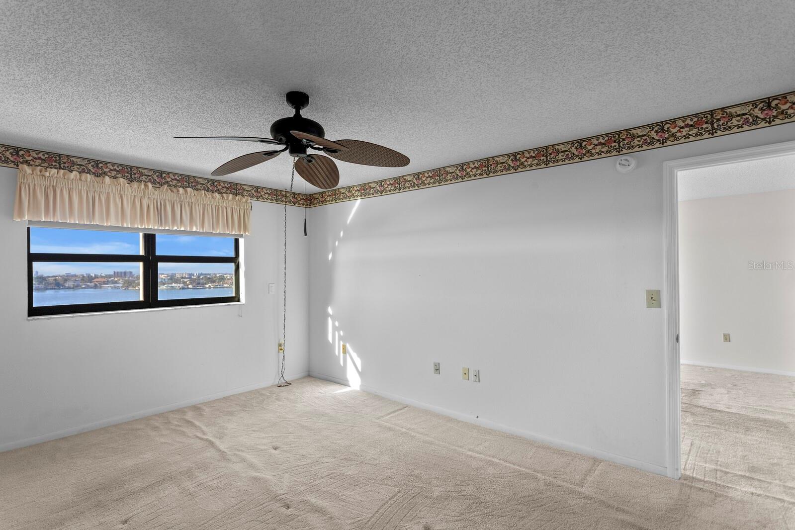 Image 23 of 70 For 7050 Sunset Drive S 801