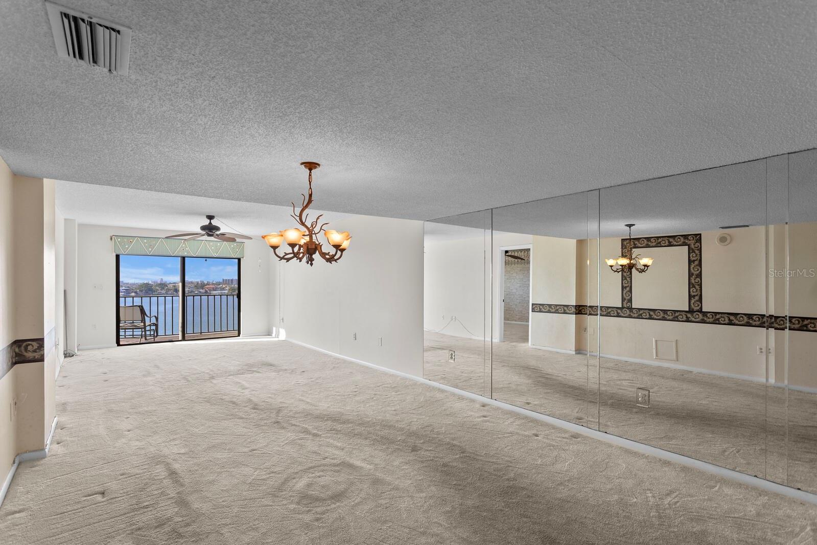 Image 7 of 70 For 7050 Sunset Drive S 801