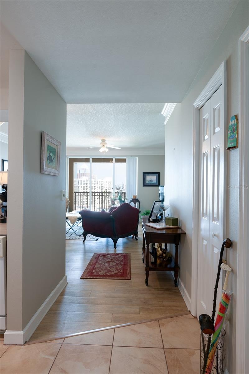 Image 7 of 29 For 345 Bayshore Boulevard 1712