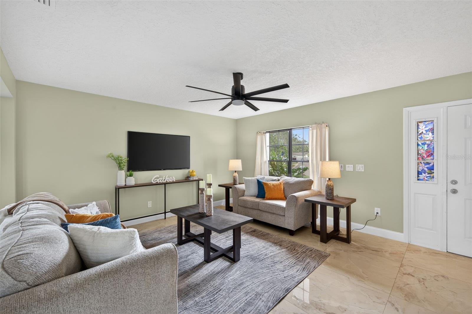 Image 17 of 72 For 520 Wynnwood Drive