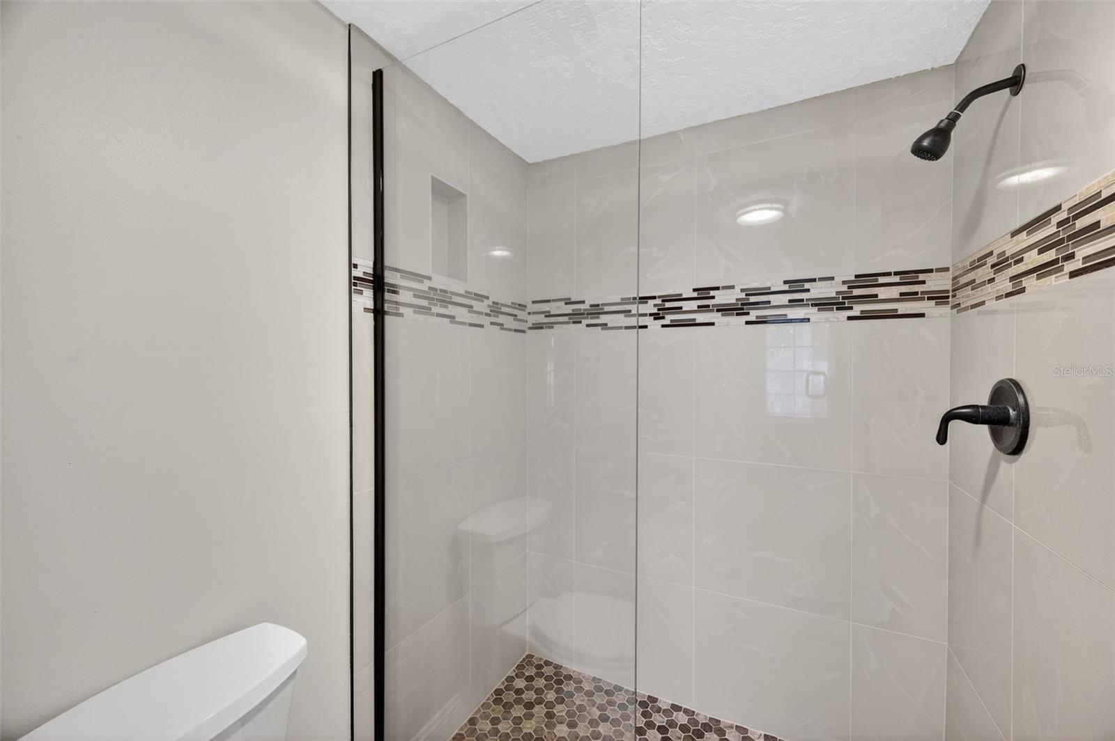 Image 42 of 72 For 520 Wynnwood Drive