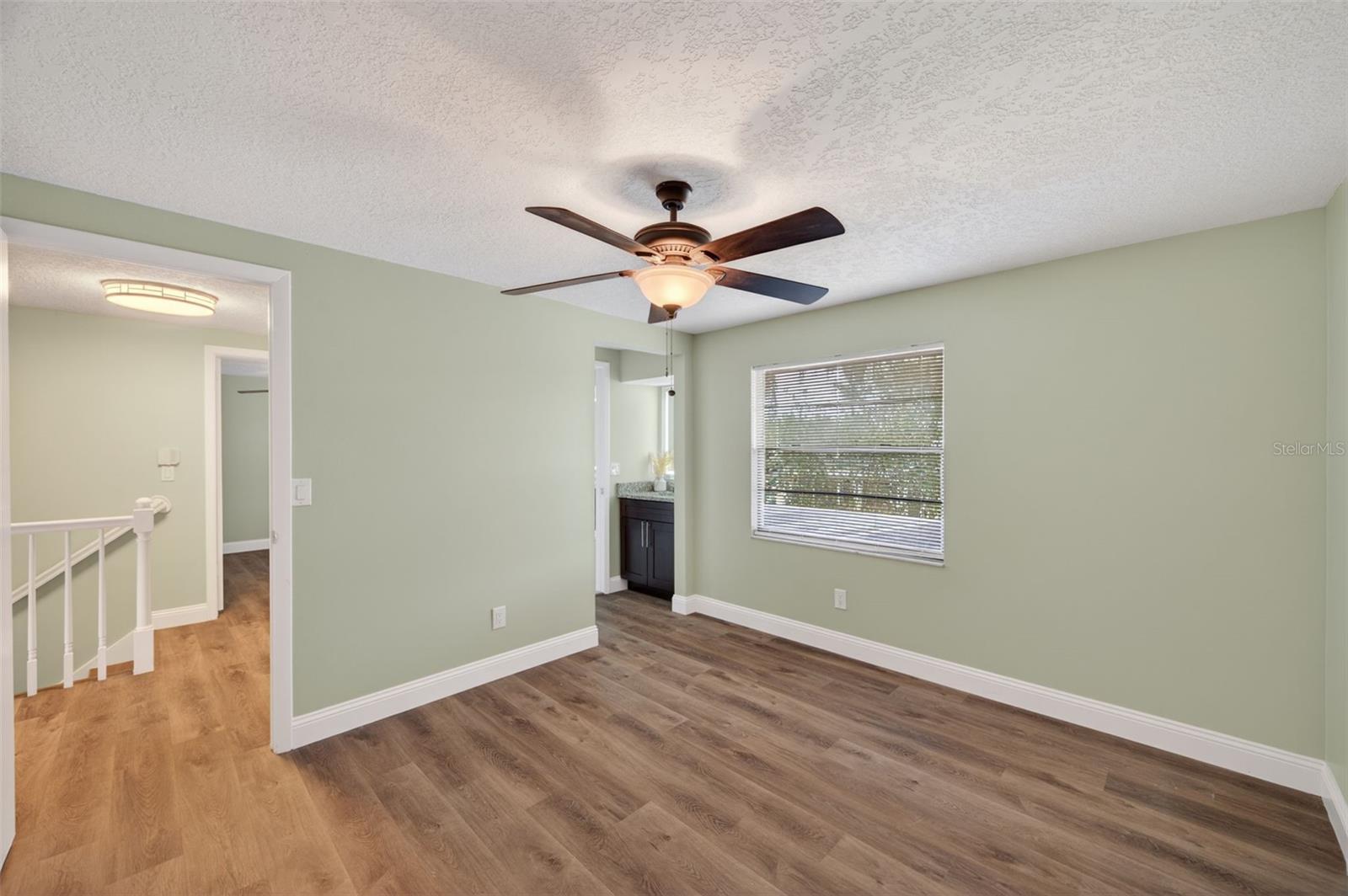 Image 44 of 72 For 520 Wynnwood Drive