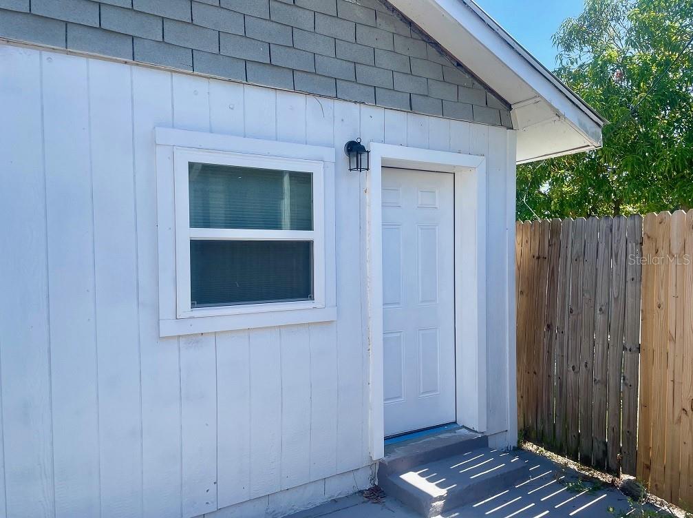 Image 7 of 12 For 2405 Harper Street