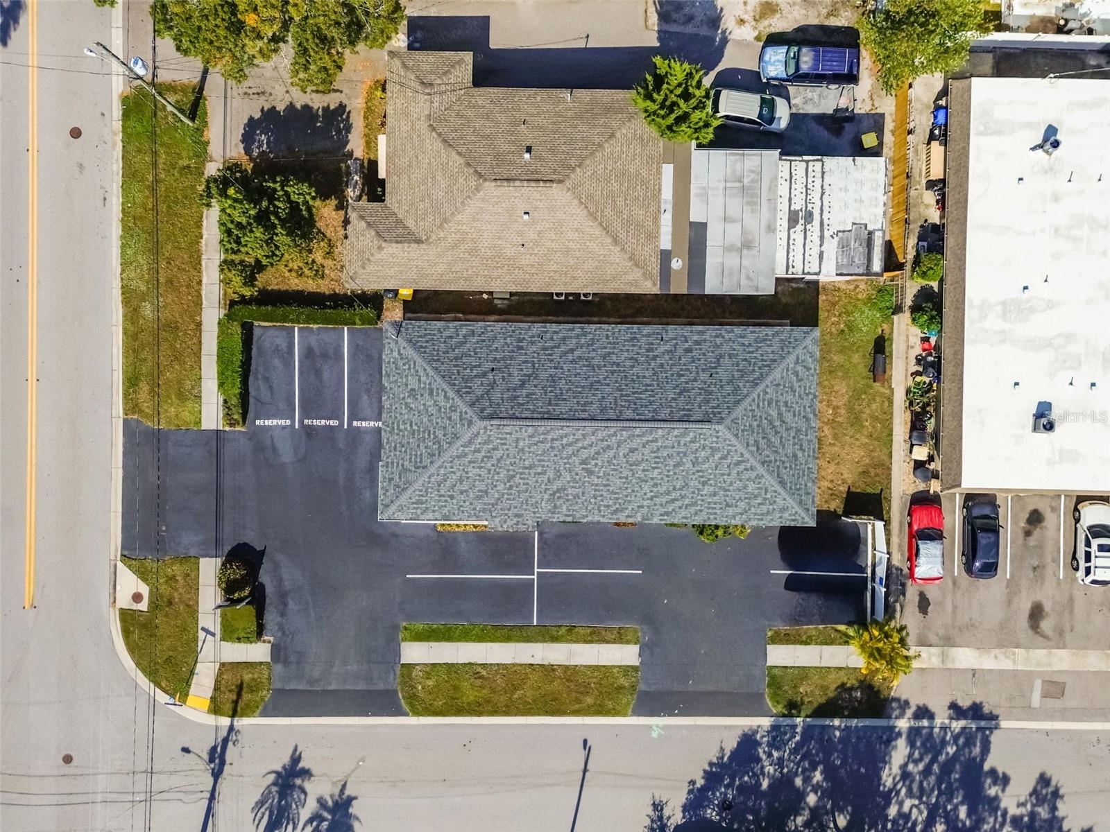 Listing photo id 34 for 321 Lincoln Avenue