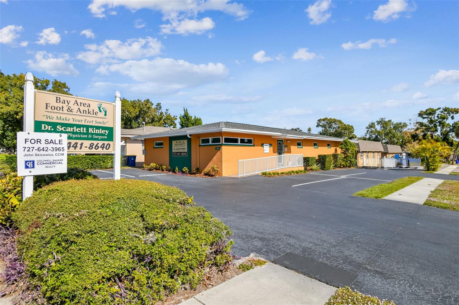 Listing photo id 7 for 321 Lincoln Avenue