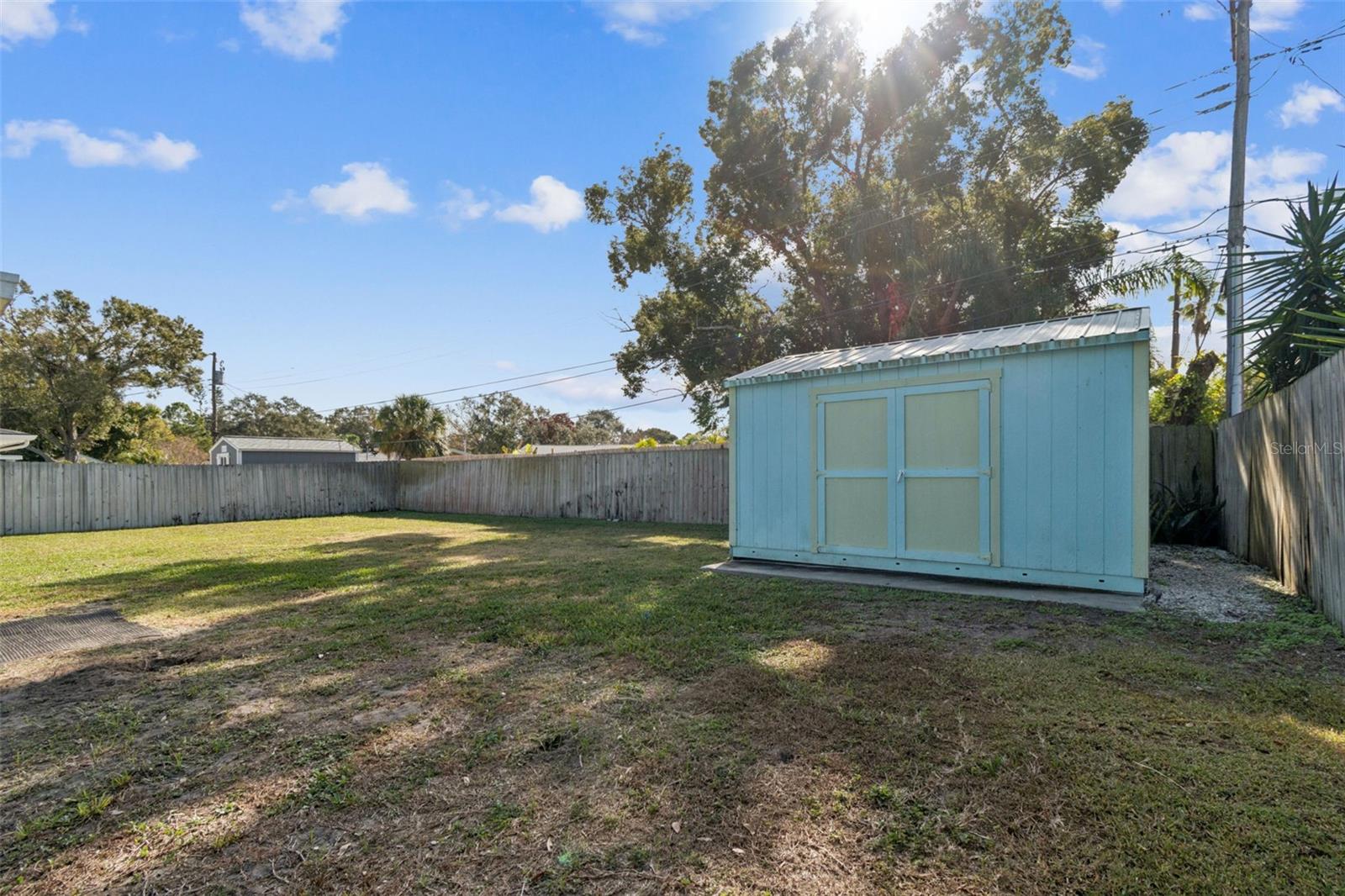 Image 53 of 73 For 13614 Croft Drive N