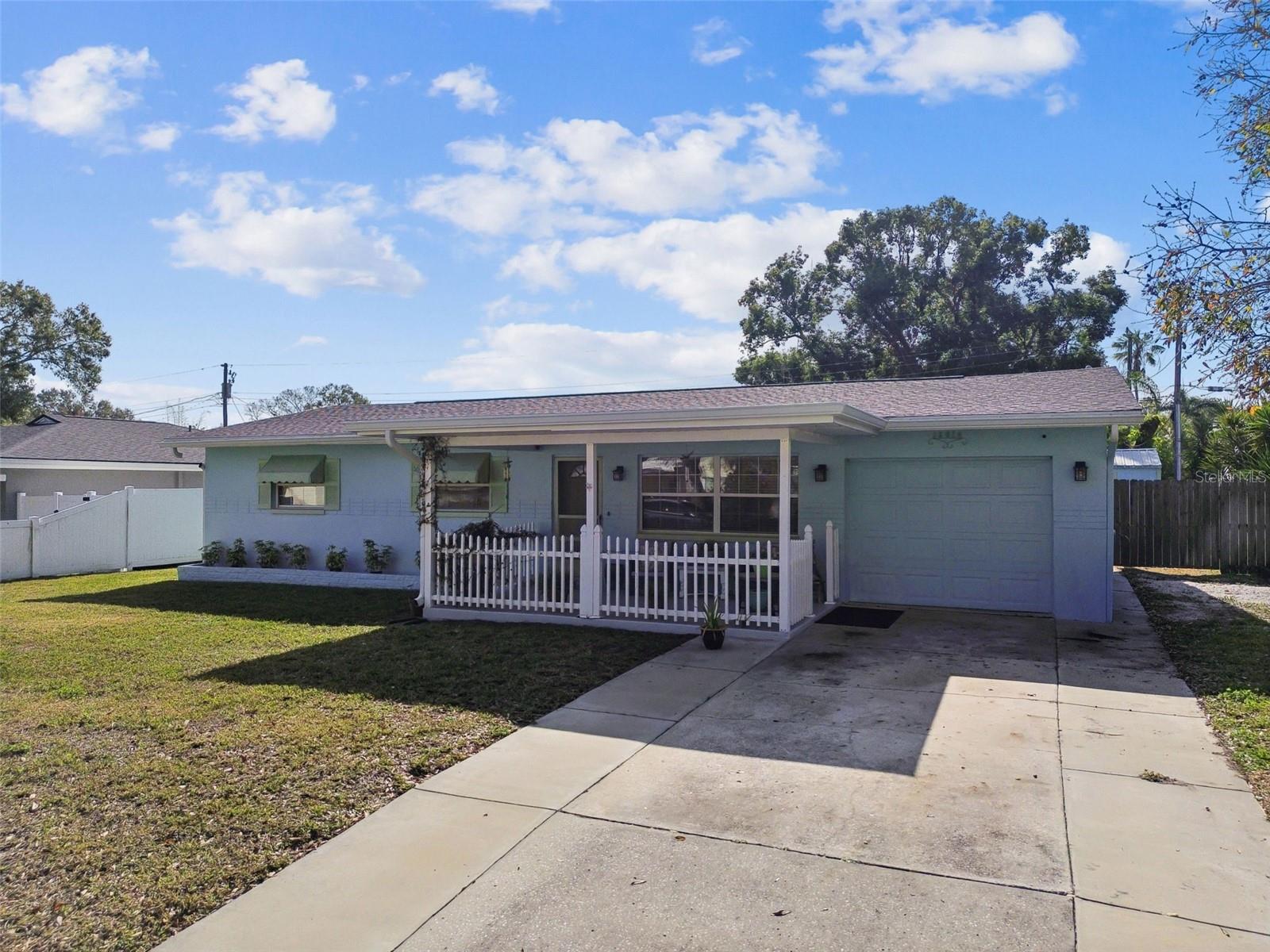 Image 55 of 73 For 13614 Croft Drive N