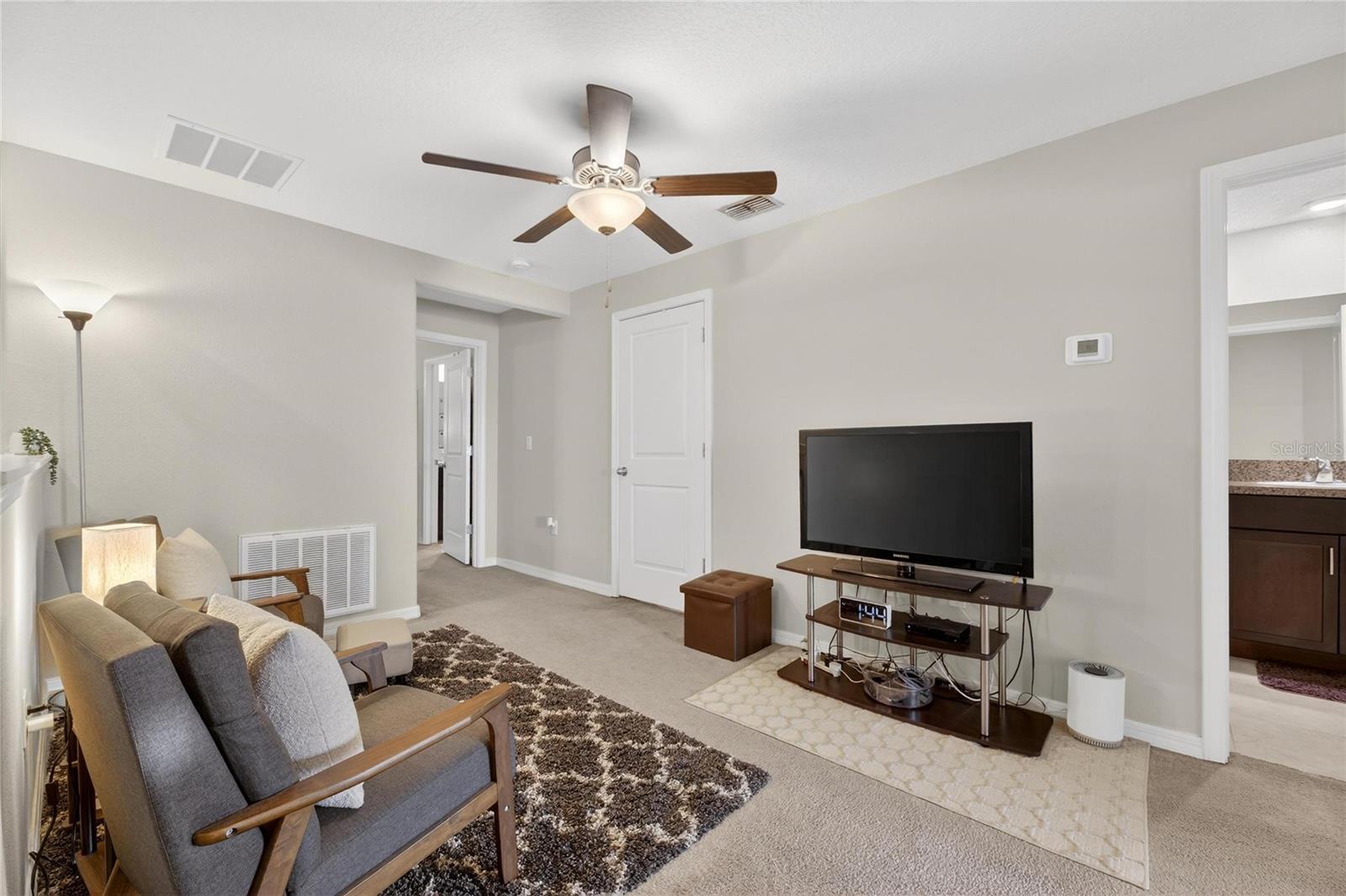 Image 27 of 62 For 9652 Pembrooke Pines Drive